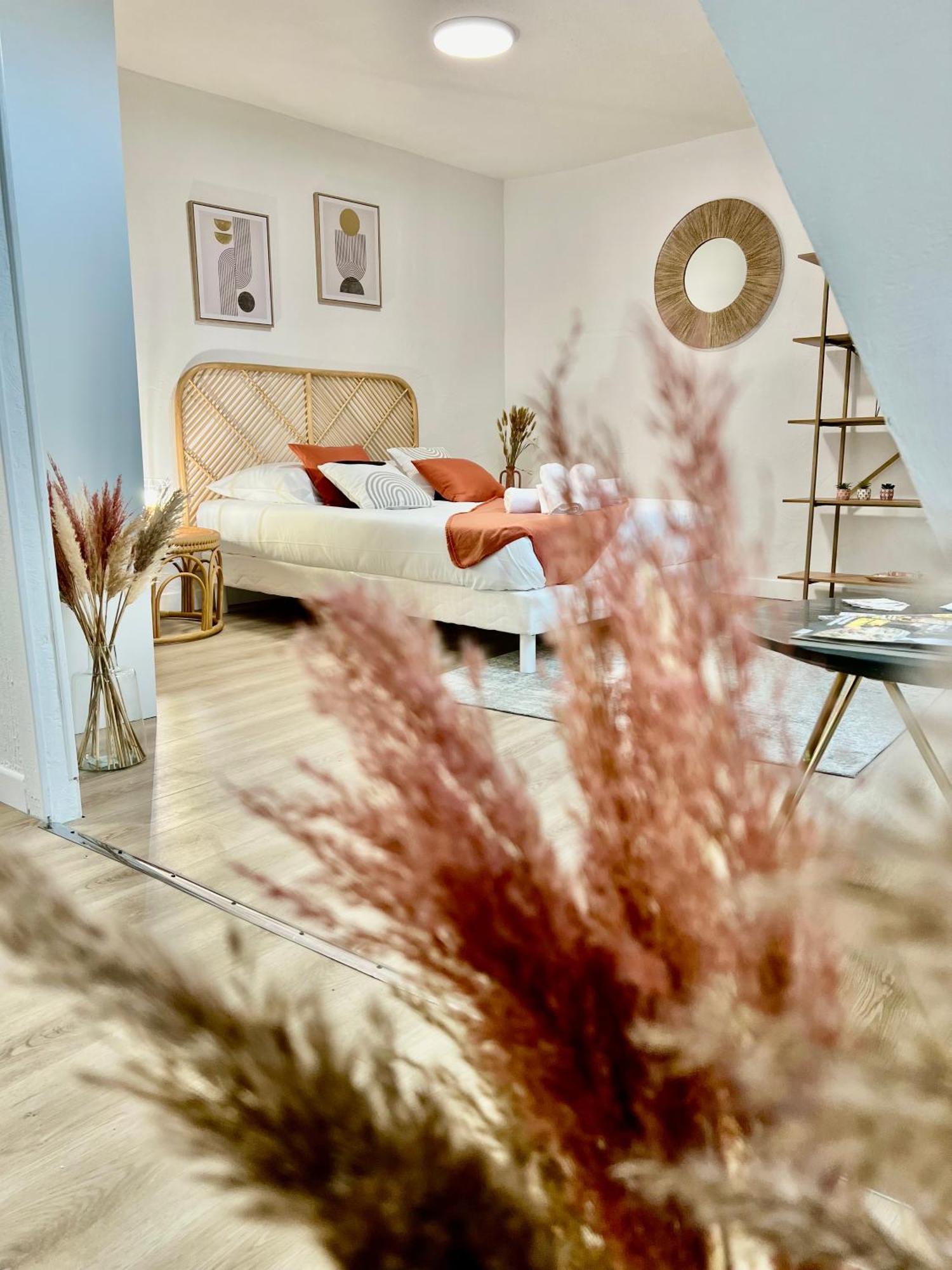 Le Nid Douillet Centre Ville Decize Εξωτερικό φωτογραφία